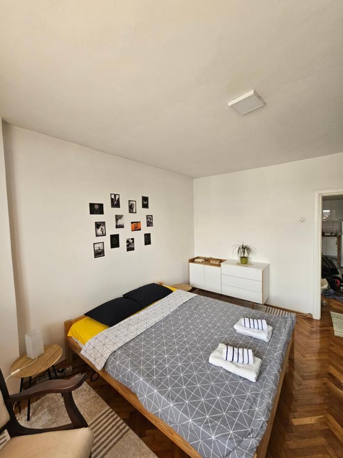 Cosy Apartment In The Heart Of Skopje Ngoại thất bức ảnh