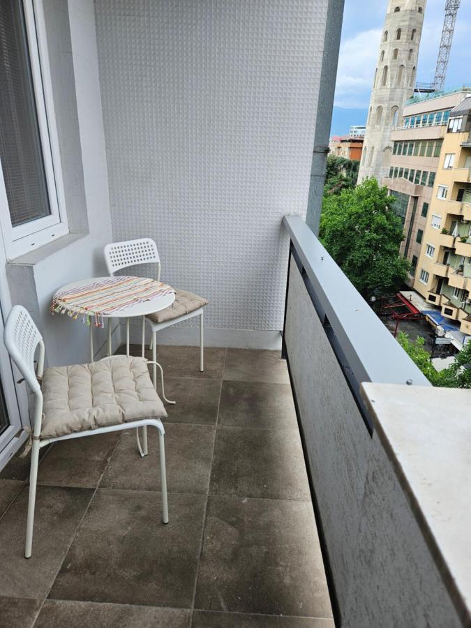 Cosy Apartment In The Heart Of Skopje Ngoại thất bức ảnh
